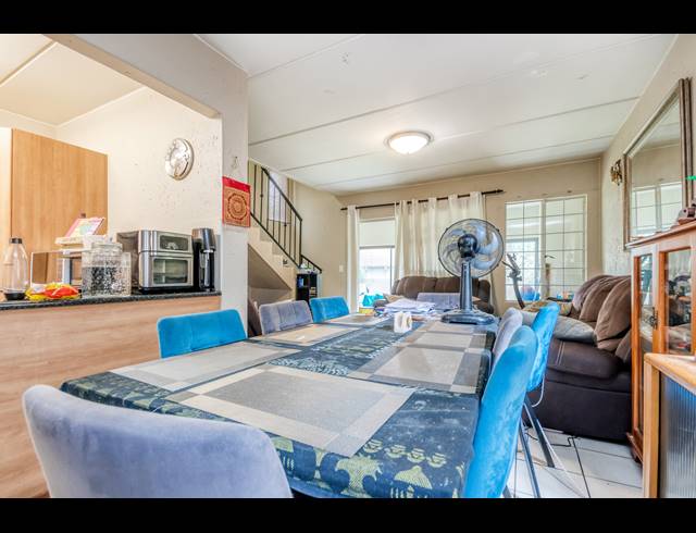 3 BEDROOM TOWNHOUSE RENTED IN NORTHGATE